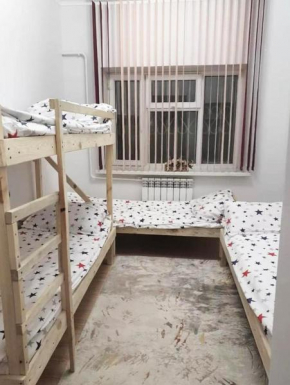 Hostel-KG